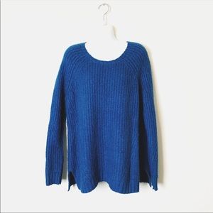 •AEO Teal Sweater•